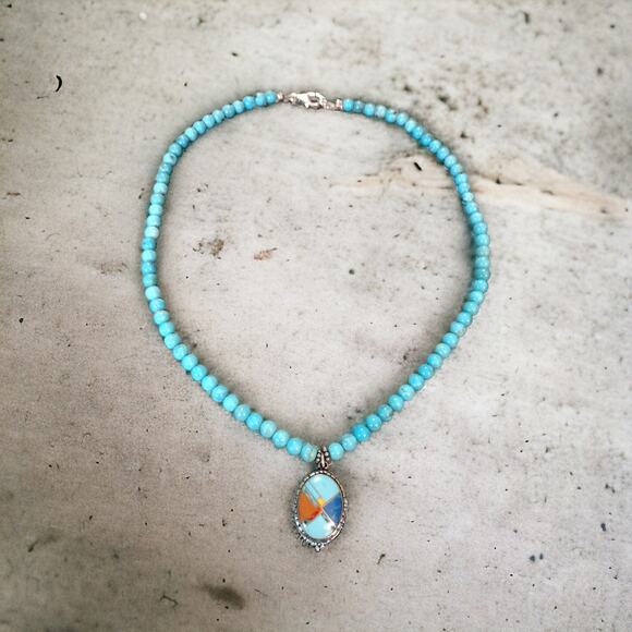 Turquoise and Sterling beaded necklace with pendant - Picture 5 of 8